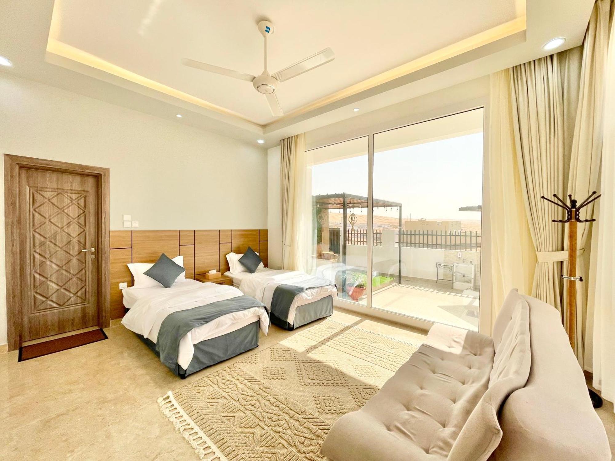 R61 Sunset Chalet Badīyah Exterior foto