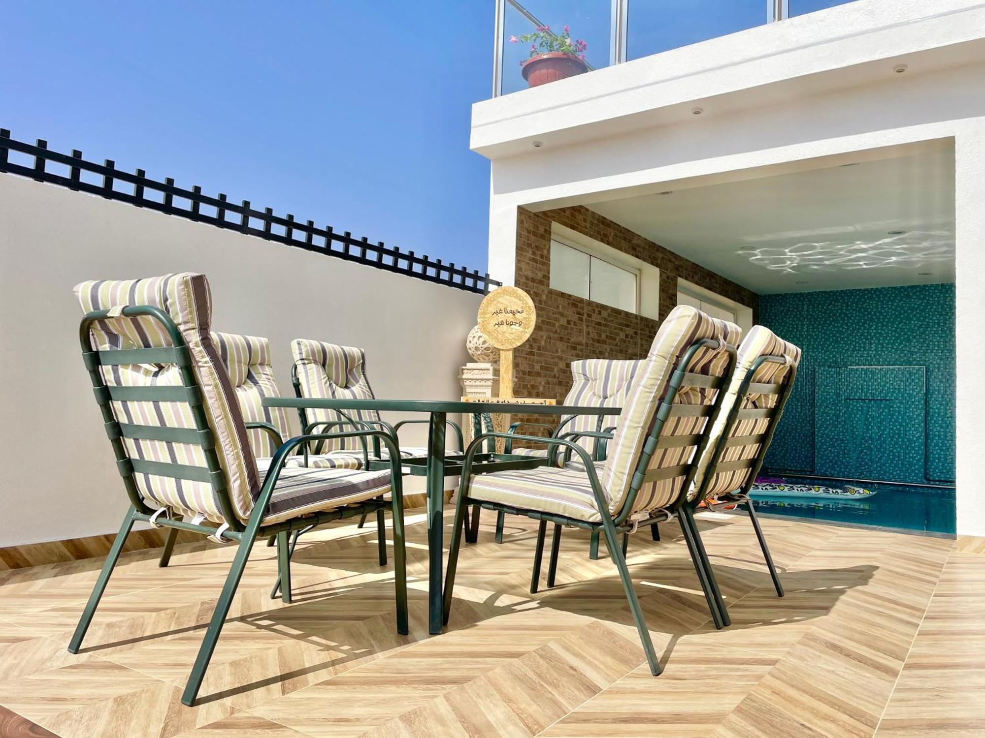 R61 Sunset Chalet Badīyah Exterior foto